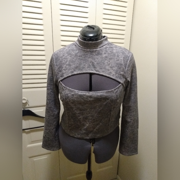 🔥 NWT 🔥 Fashion Nova Wild Thoughts Suede Cutout Top Women's Size 2X - Picture 1 of 7